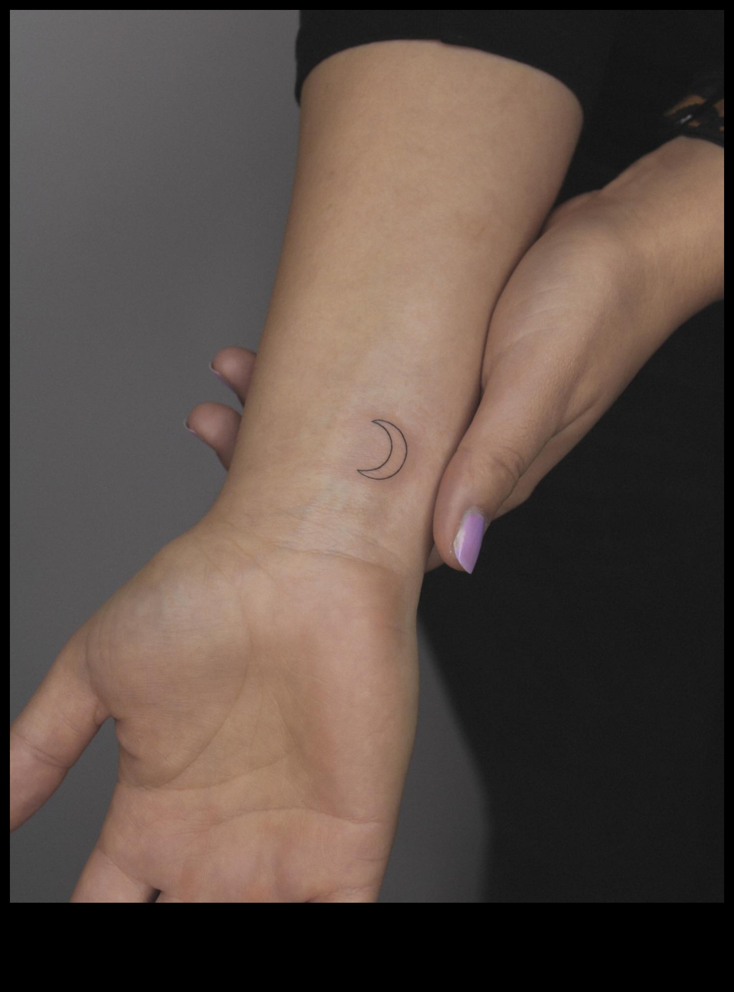 Șoapte de cerneală: secrete dezvăluite pe mâinile tale artistice unice