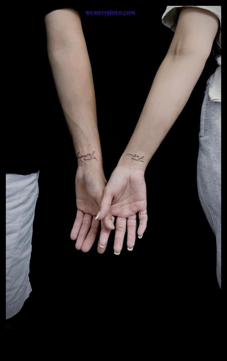 Unity Designs: Tatuaje de cuplu pentru legături inseparabile