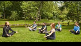 Mindful Retreat 5 tehnici de slobozire despre o optica liniştită 5 Mindful Retreat: tehnici de relaxare pentru o mentalitate liniștită