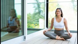 Sanctuarul de yoga: Navigarea linistii in meditatie