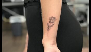 Șoapte de cerneală: secrete dezvăluite pe mâinile tale artistice unice